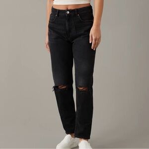 American Eagle Strigid Mom Jean
